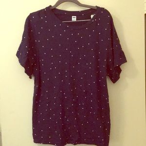 Preppy polka dot top with flutter sleeves.